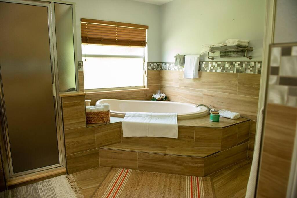 Charming Vacation Home In Port St Lucie. Port St. Lucie ภายนอก รูปภาพ