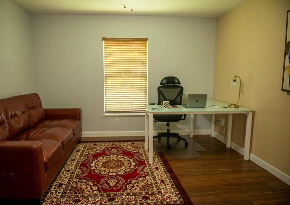Charming Vacation Home In Port St Lucie. Port St. Lucie ภายนอก รูปภาพ
